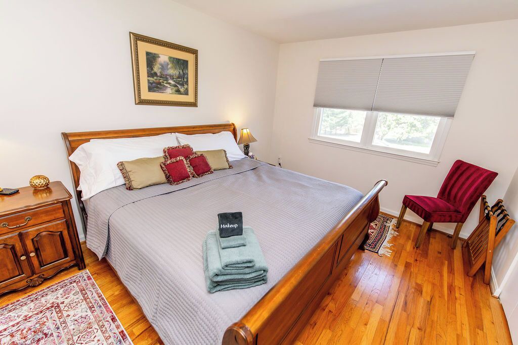 Photo of Bedroom in Anchorage