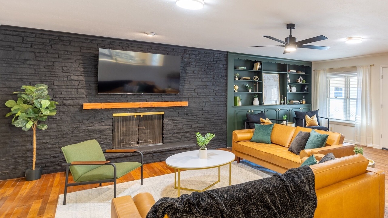 Photo of Livingroom in Tulsa