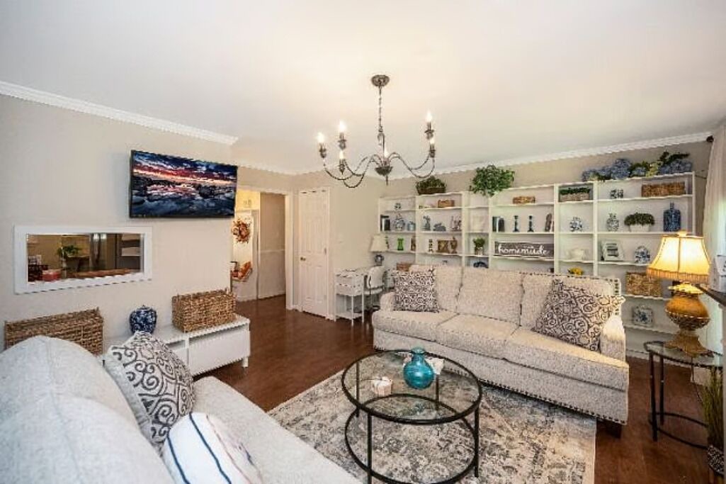 Photo of Livingroom in Fredericksburg