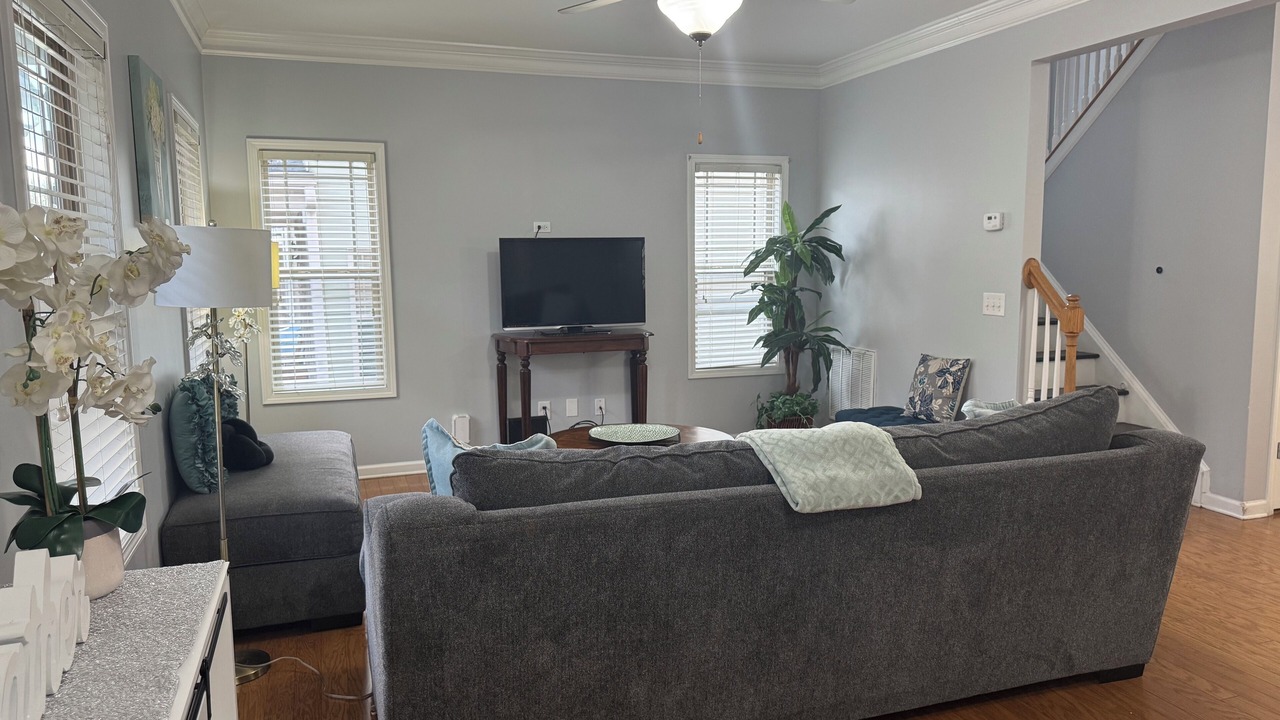 Photo of Livingroom in Canton