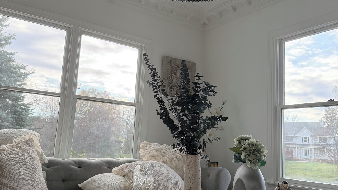 Photo of Livingroom in Millstone Township
