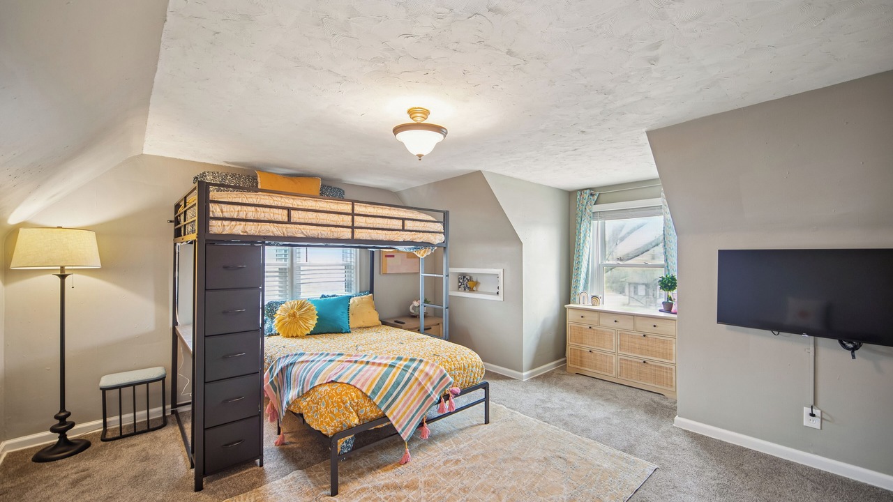 Photo of Bedroom in Beaverdale