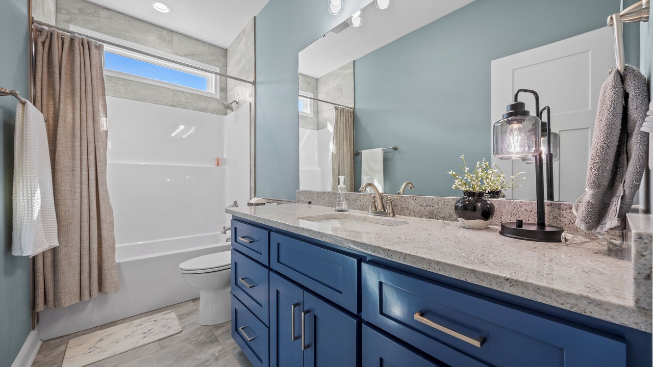 Photo of Bathroom in Kipling