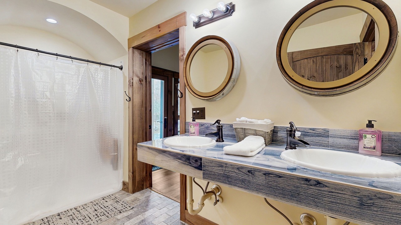 Photo of Bathroom in Elk Park