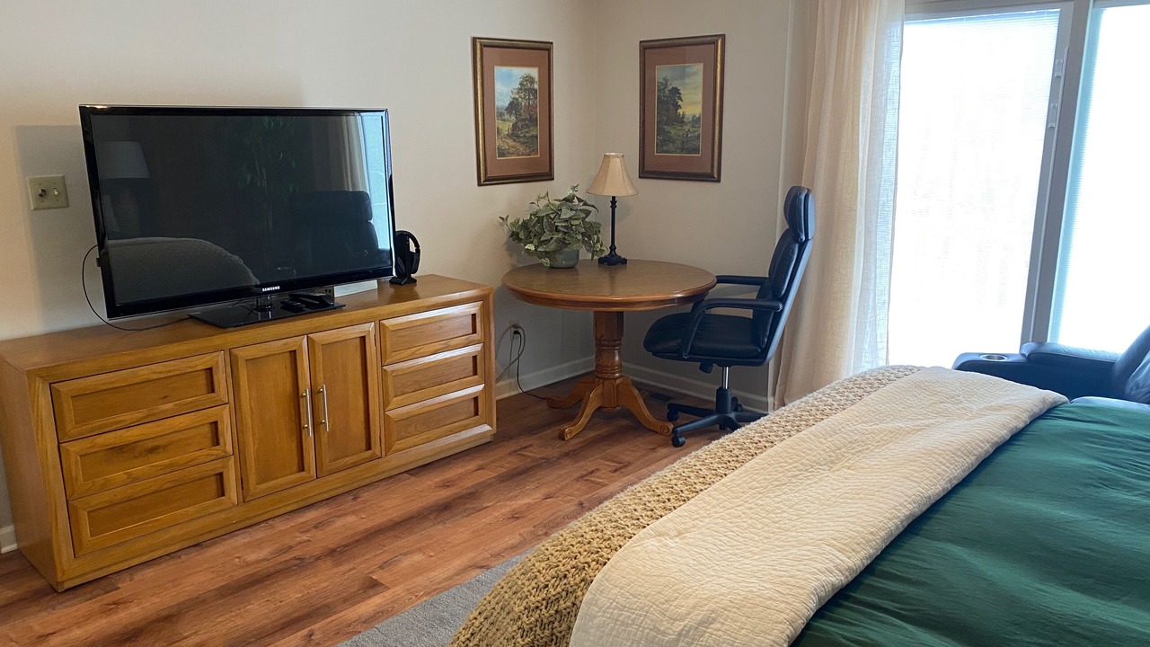 Photo of Bedroom in Tellico Village