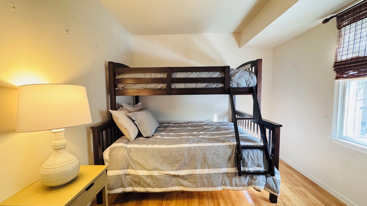 Photo of Bedroom in Townsend's Inlet