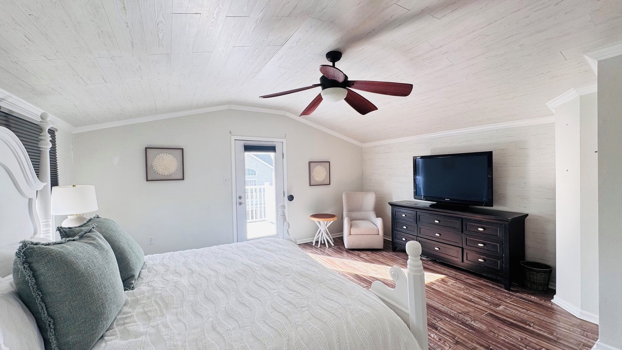 Photo of Bedroom in Townsend's Inlet