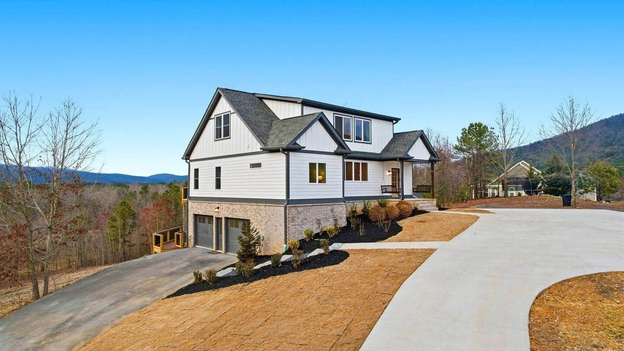 Photo of Outdoor in Calhoun