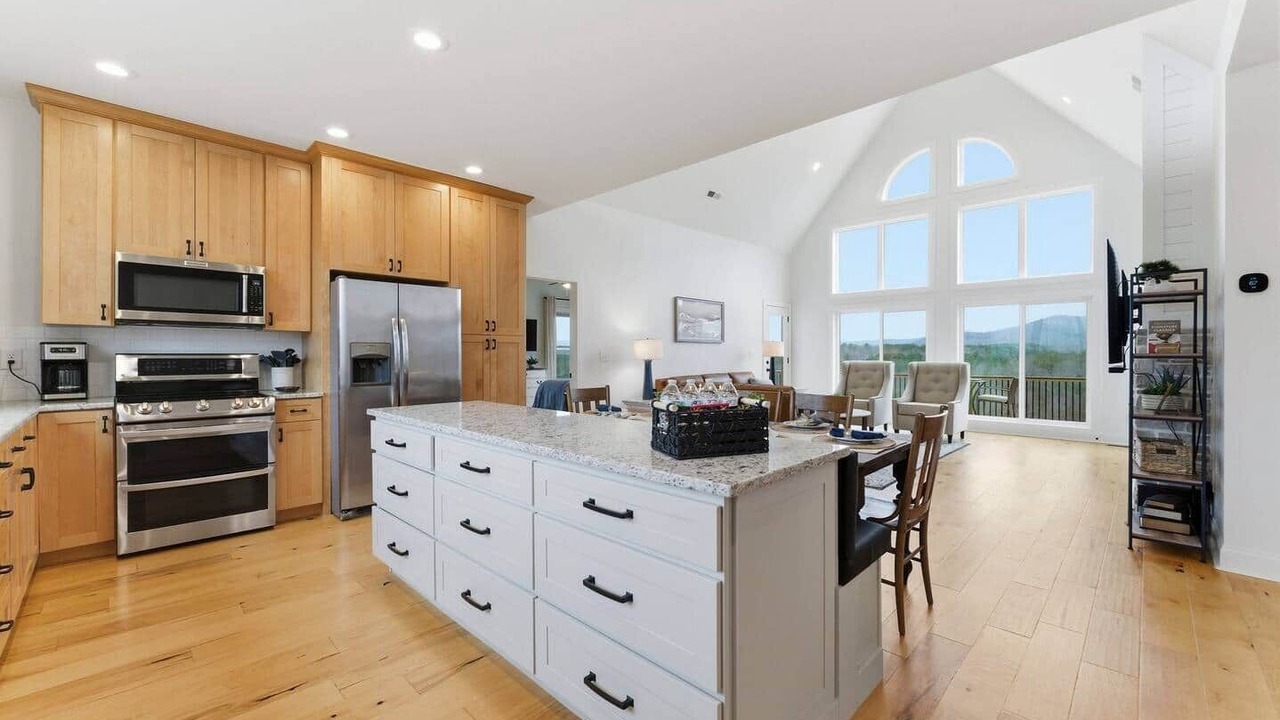 Photo of Kitchen in Calhoun