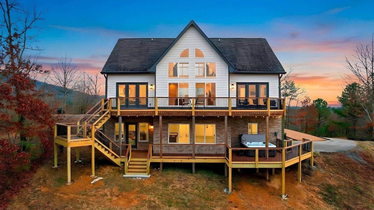 Photo of Outdoor in Calhoun