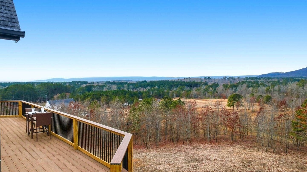 Photo of Outdoor in Calhoun
