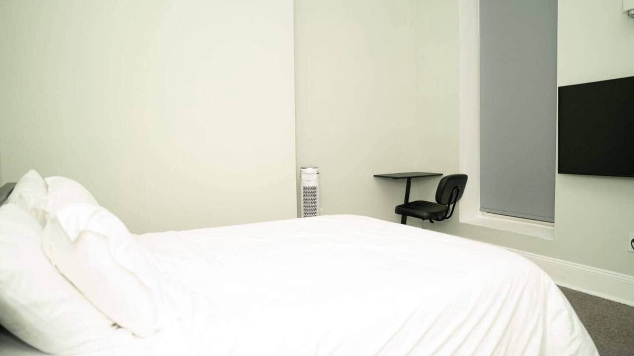 Photo of Bedroom in Downtown Baltimore