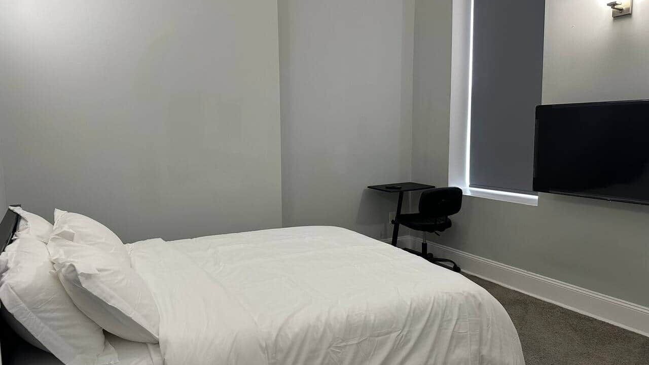 Photo of Bedroom in Downtown Baltimore