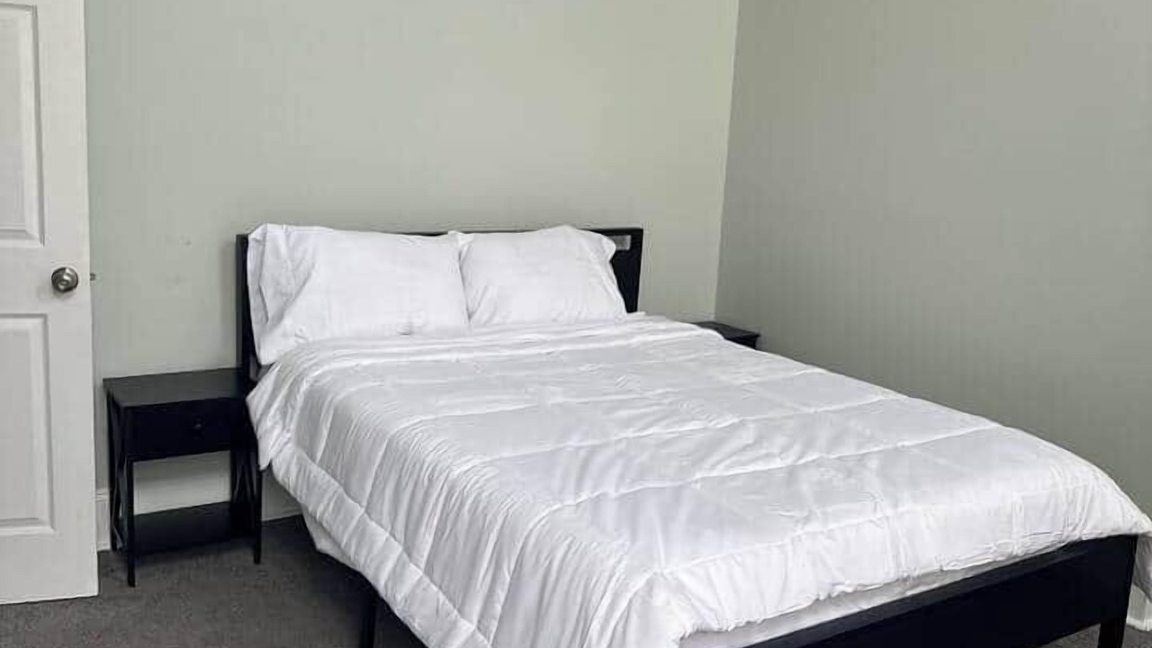 Photo of Bedroom in Downtown Baltimore