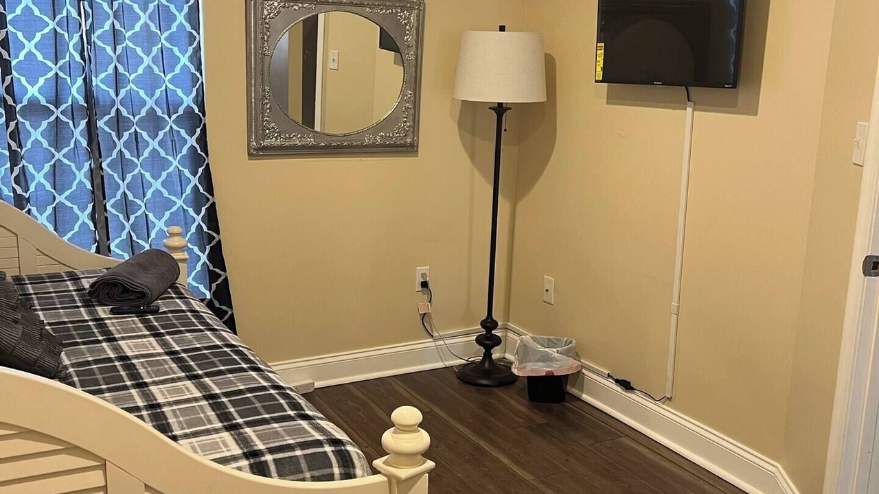 Photo of Bedroom in Downtown Baltimore
