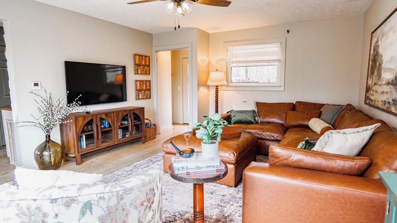 Photo of Livingroom in Dunlap