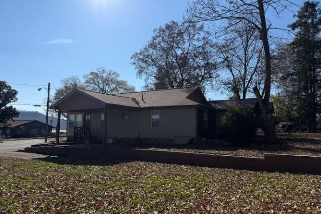 Photo of Outdoor in Guntersville