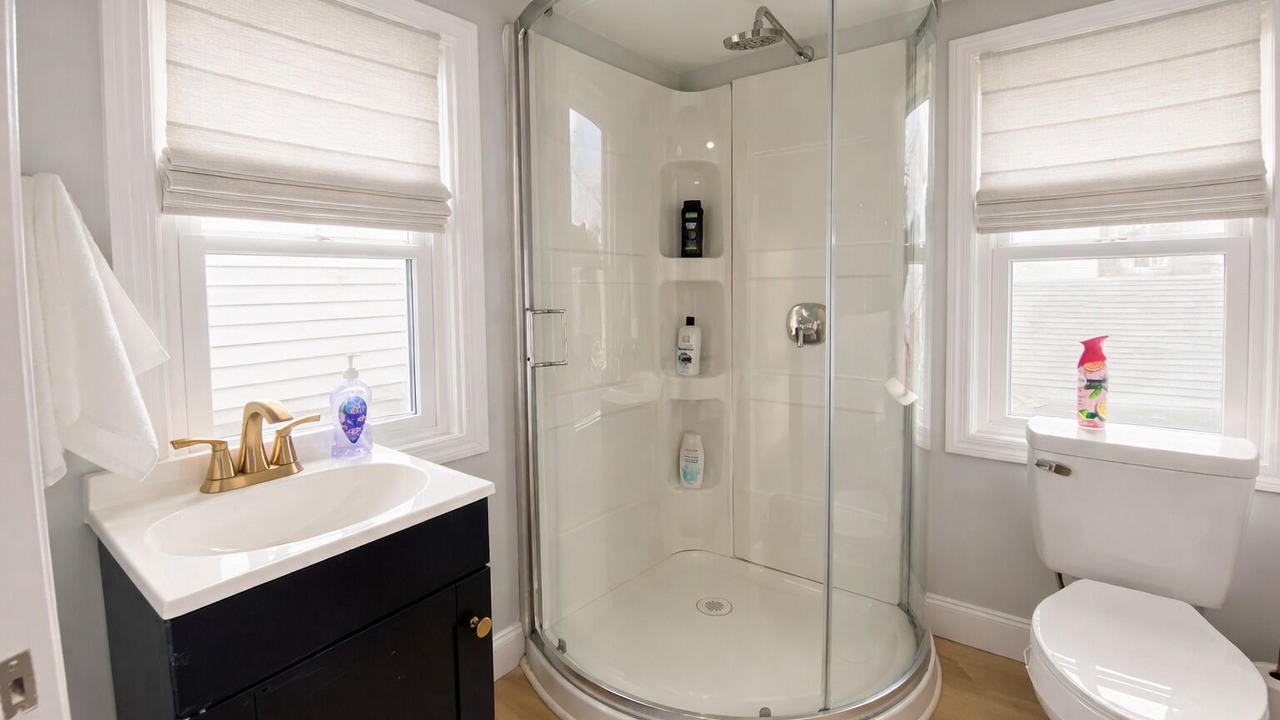 Photo of Bathroom in Long Branch