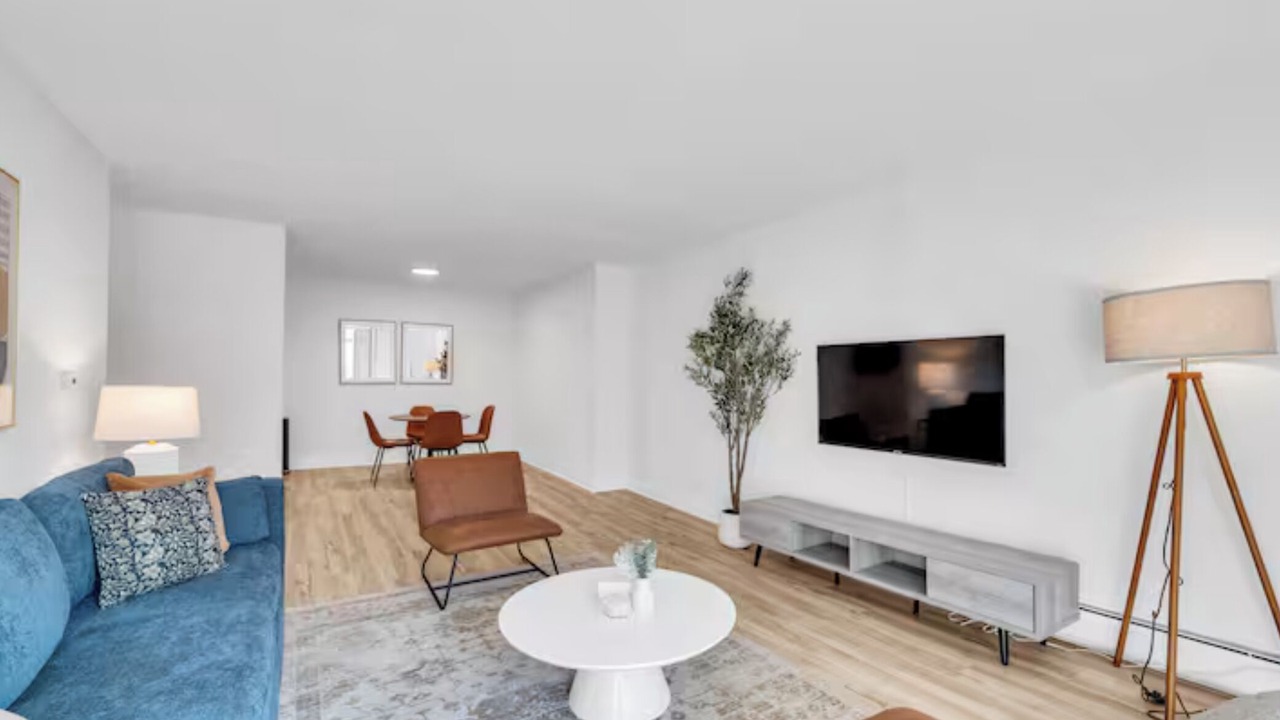 Photo of Livingroom in Oak Park