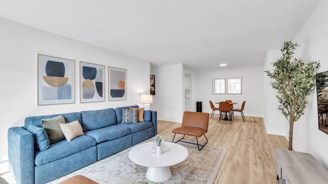 Photo of Livingroom in Oak Park