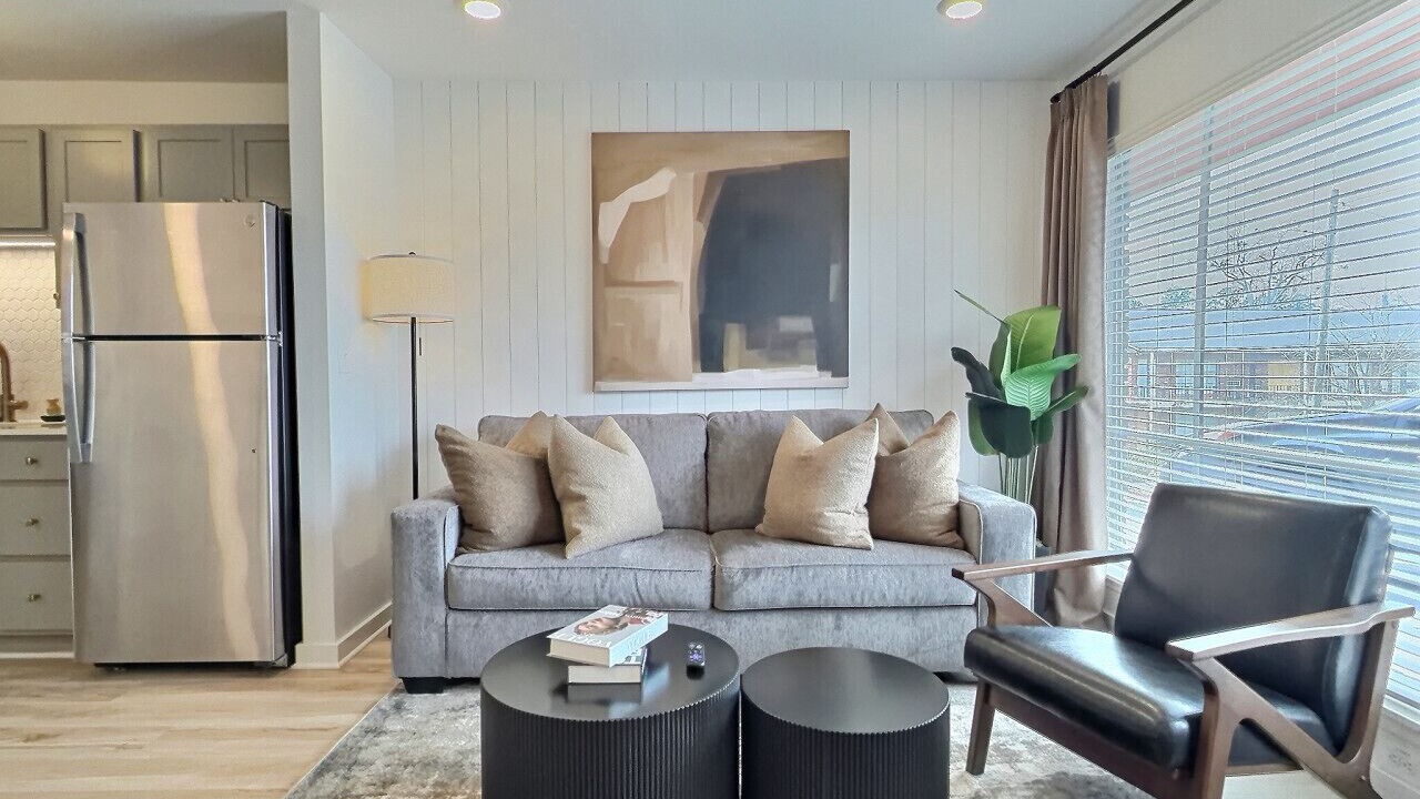 Photo of Livingroom in Crestline Heights