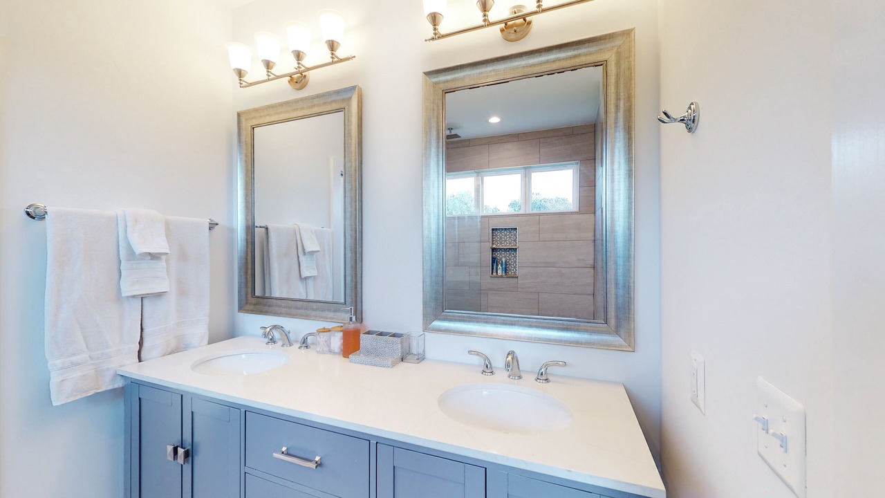 Photo of Bathroom in Pasadena