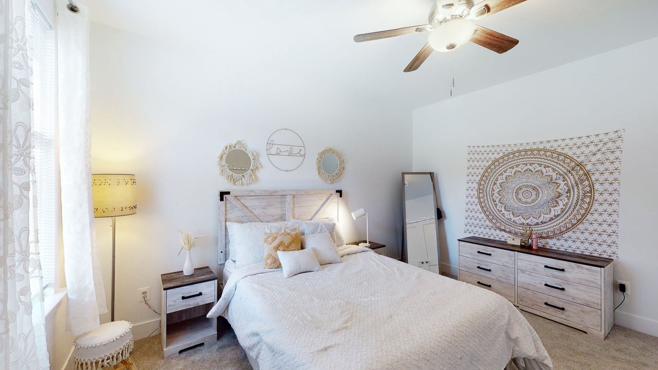 Photo of Bedroom in Pasadena