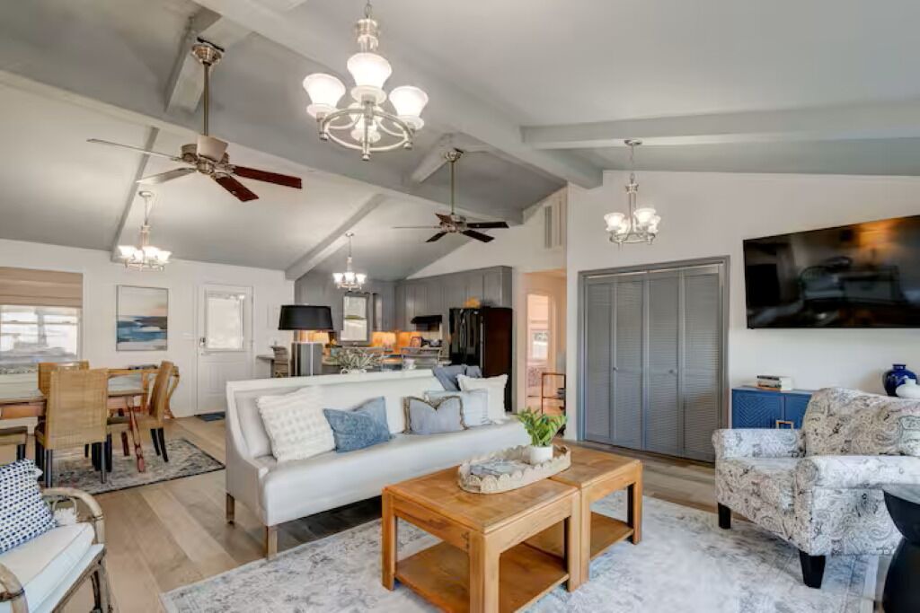 Photo of Livingroom in Camden