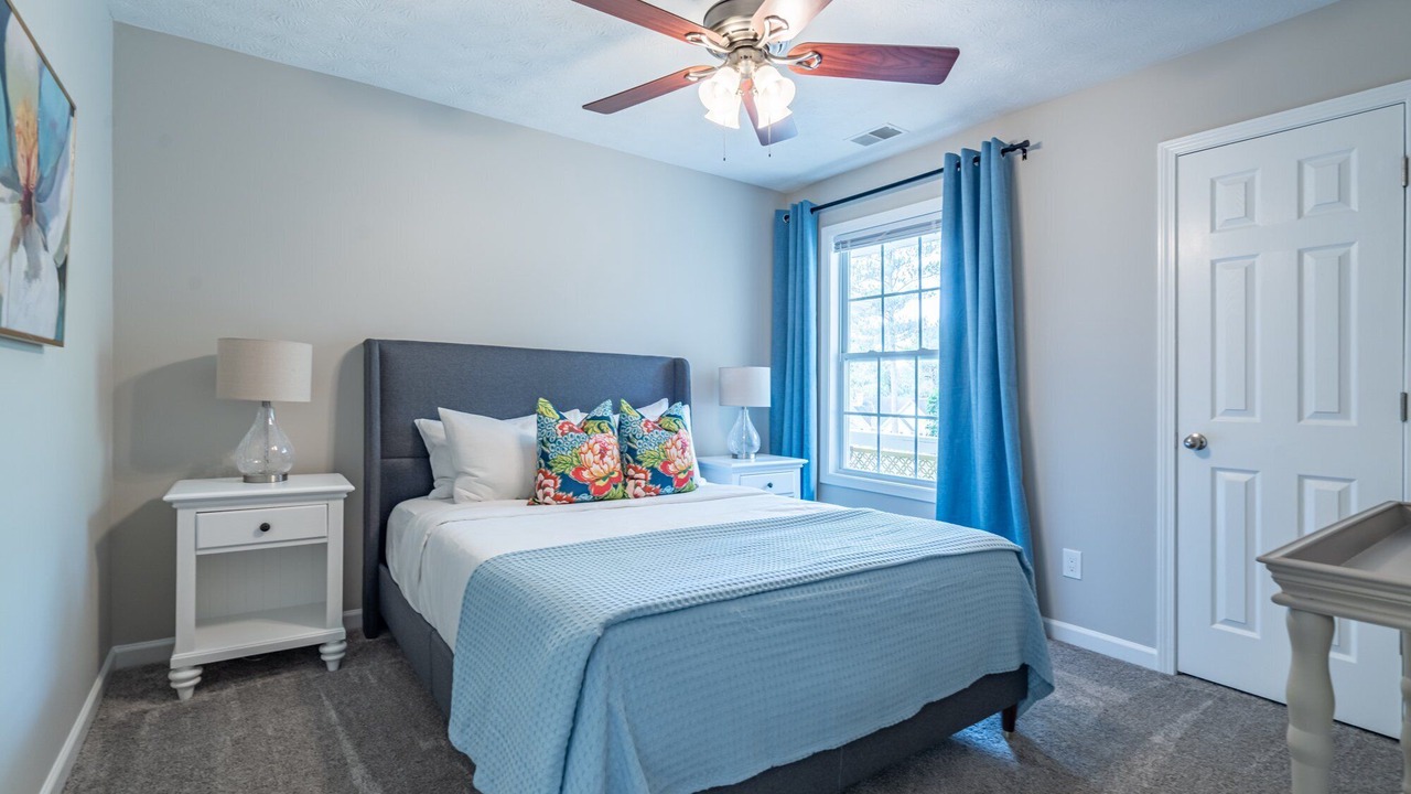 Photo of Bedroom in Silver Creek