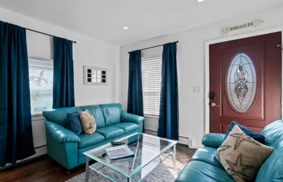 Photo of Livingroom in Keansburg