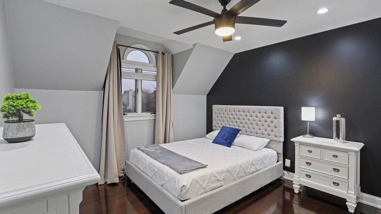 Photo of Bedroom in Bartlett