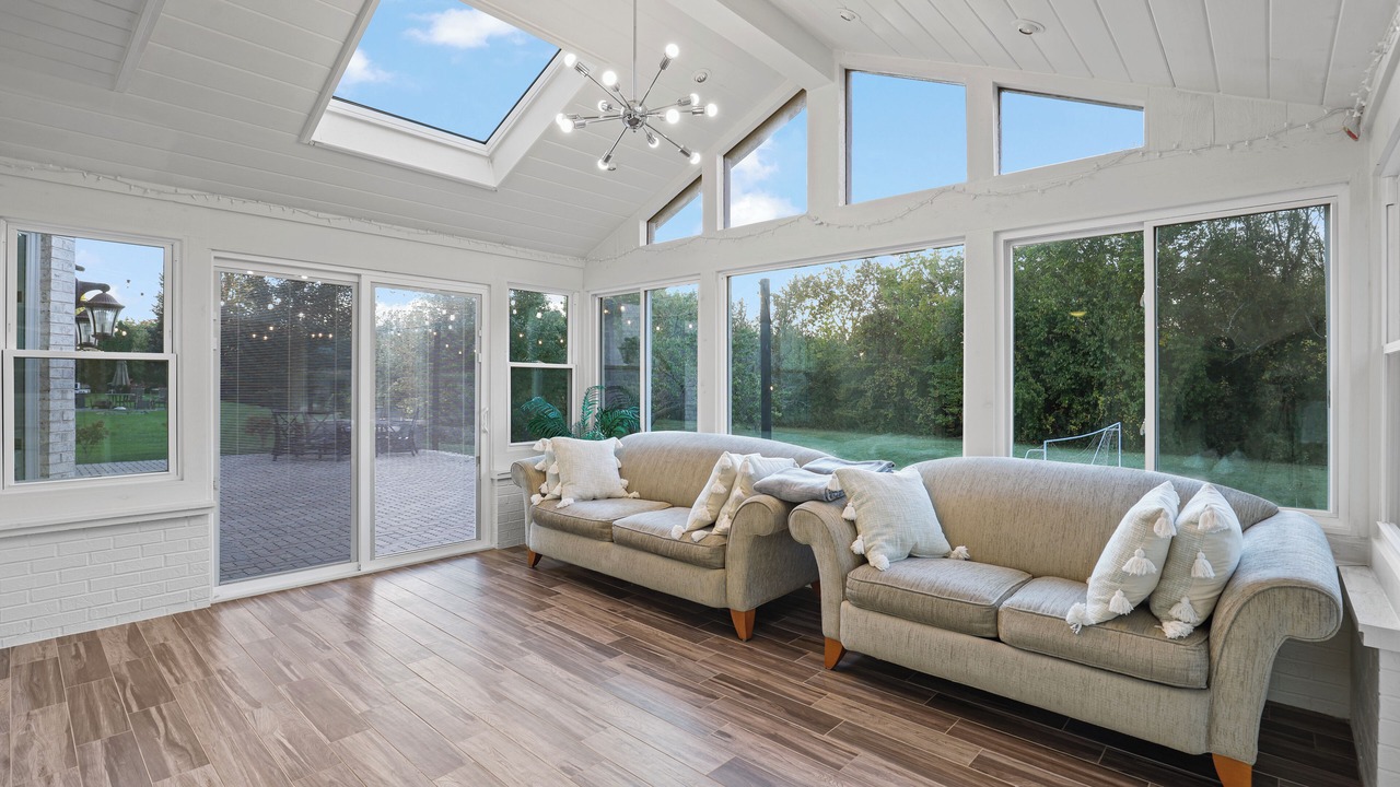 Photo of Livingroom in Bartlett
