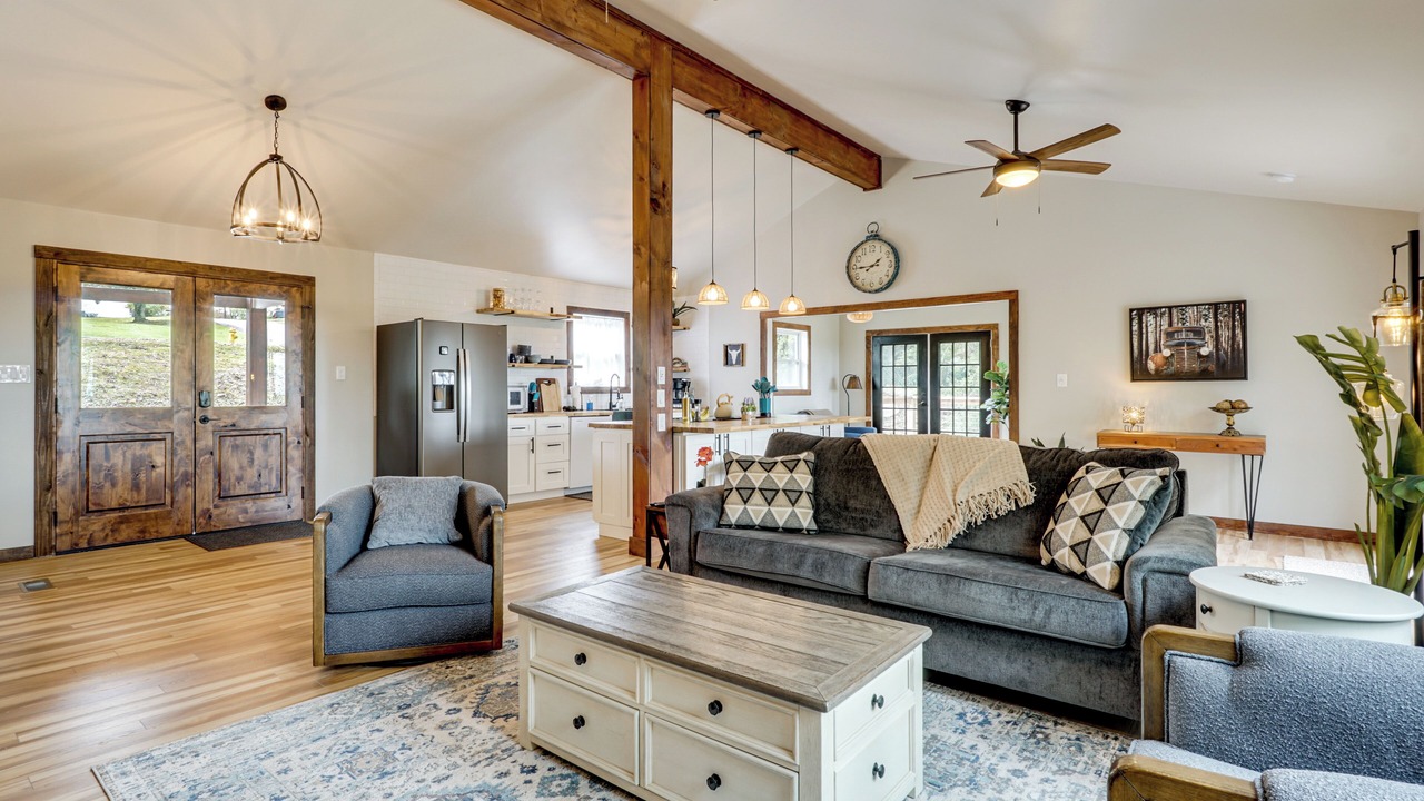 Photo of Livingroom in Loudon