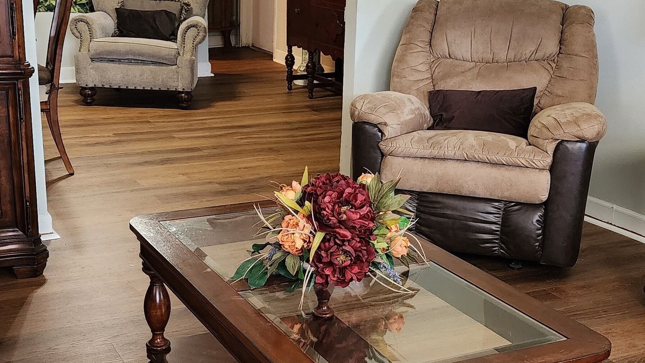 Photo of Livingroom in Elizabeth City
