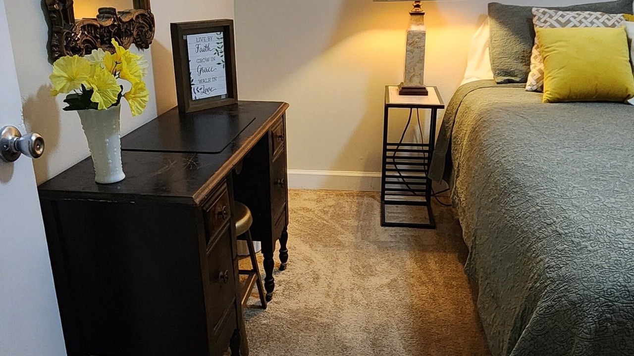 Photo of Bedroom in Elizabeth City