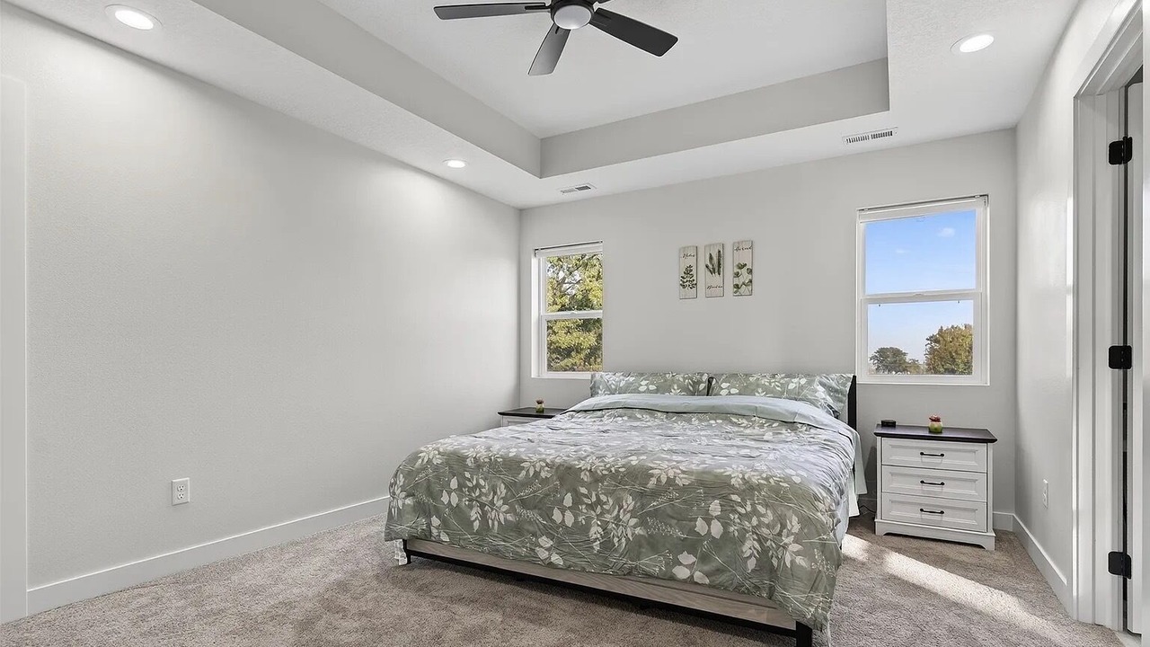 Photo of Bedroom in Urbandale