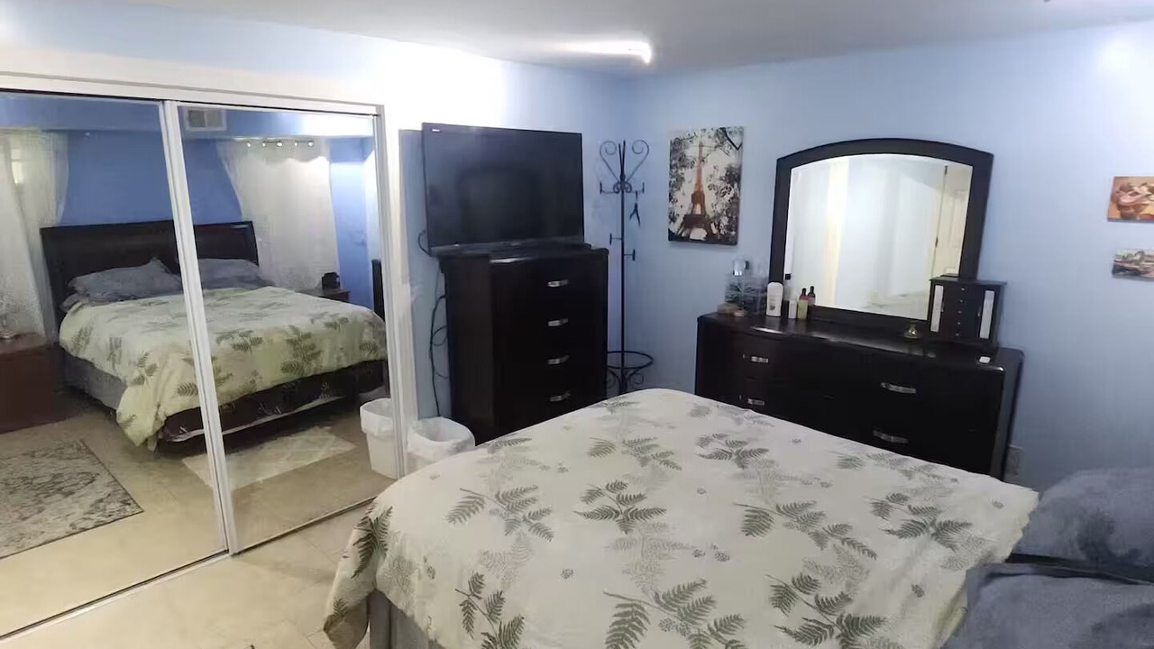 Photo of Bedroom in Burke