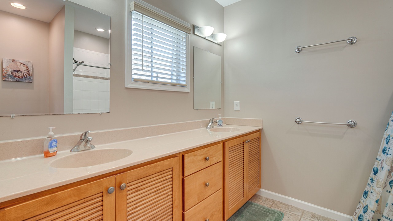 Photo of Bathroom in Wildwood