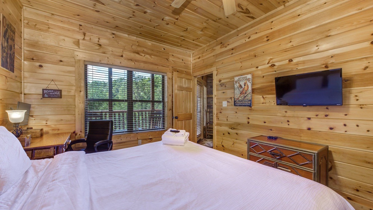 Photo of Bedroom in Sevierville
