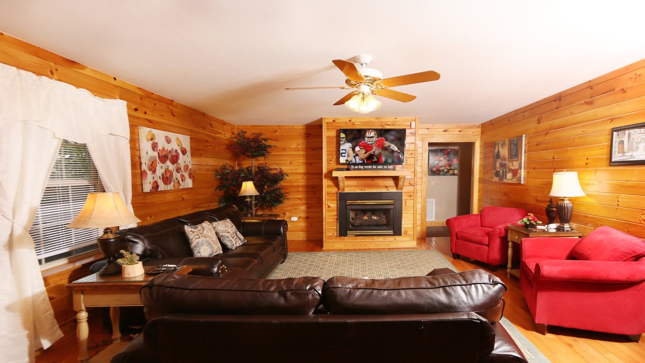 Photo of Livingroom in Pigeon Forge