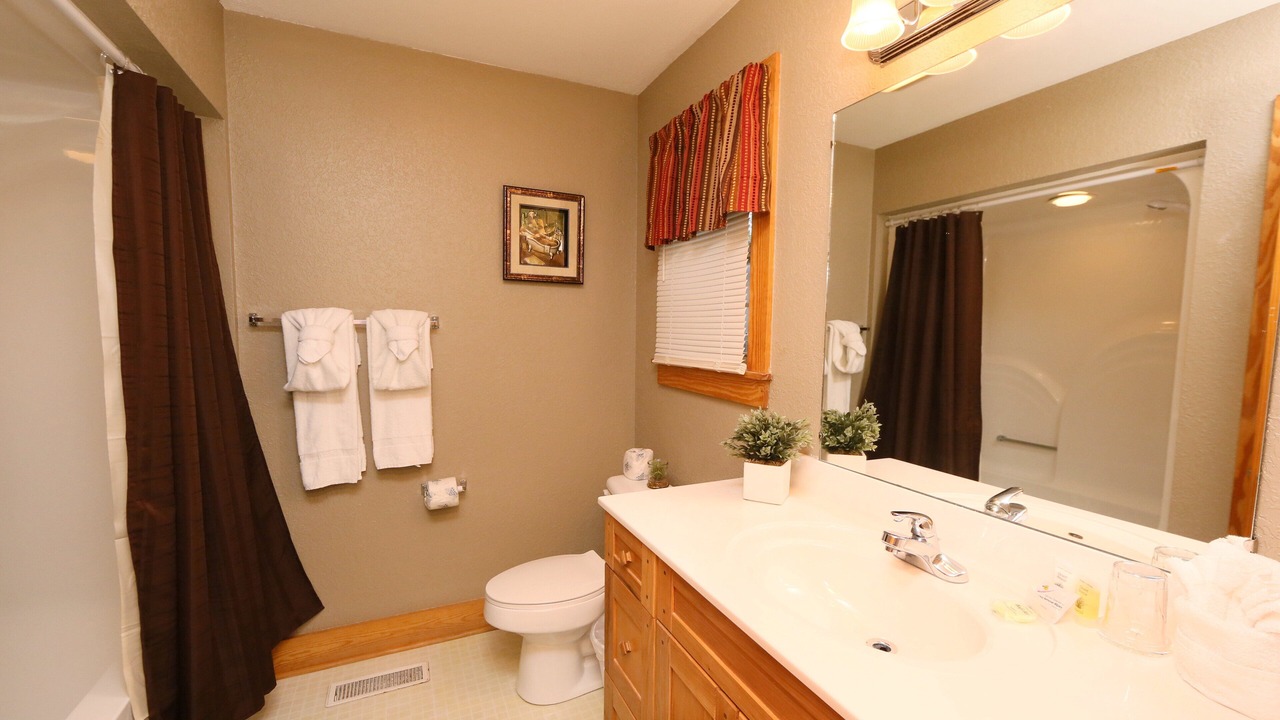 Photo of Bathroom in Pigeon Forge