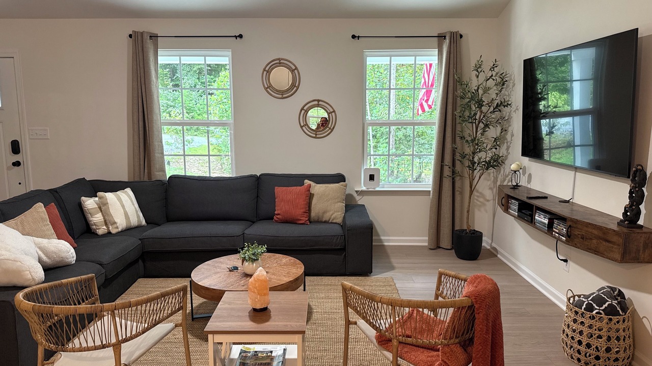 Photo of Livingroom in Bumpass