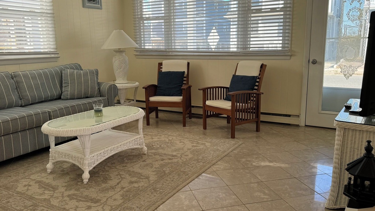 Photo of Livingroom in Townsend's Inlet