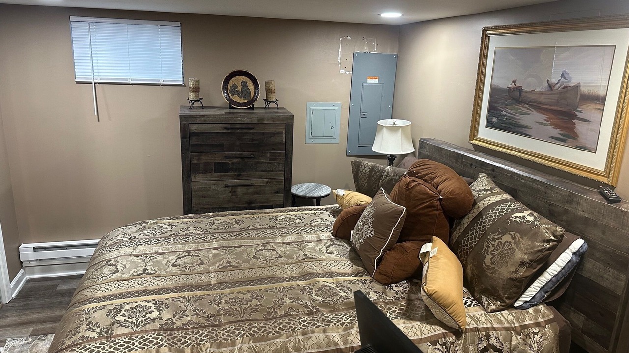 Photo of Bedroom in Landover