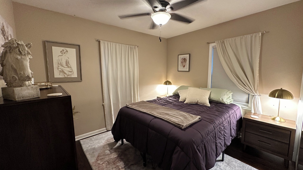 Photo of Bedroom in Urbandale