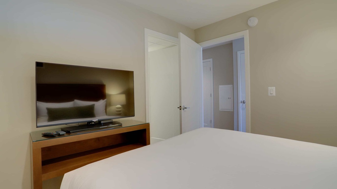Photo of Bedroom in North Rosslyn