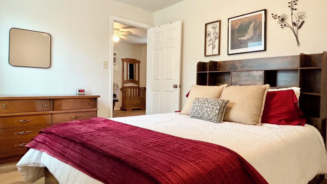 Photo of Bedroom in Kirksville