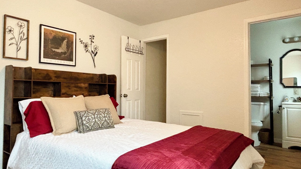 Photo of Bedroom in Kirksville