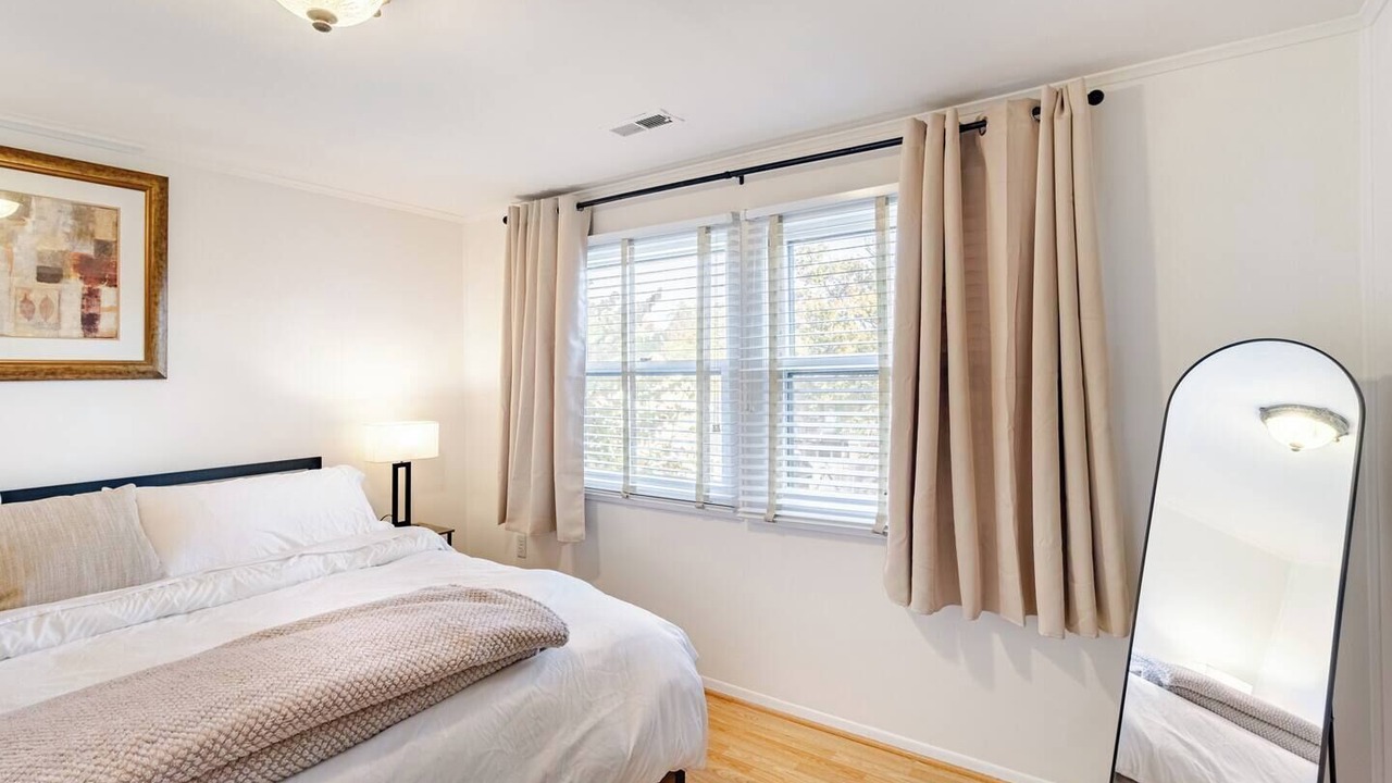 Photo of Bedroom in Eastport