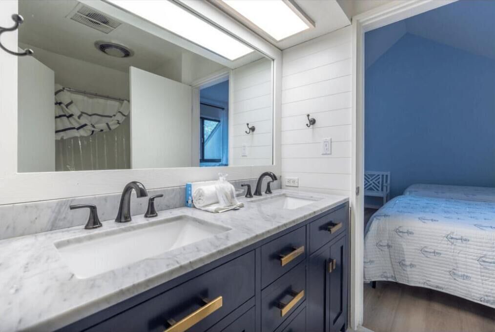 Photo of Bathroom in Palmetto Dunes